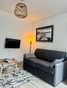 Cozy apartment facing the Basilica of Saint Remi - Image 5
