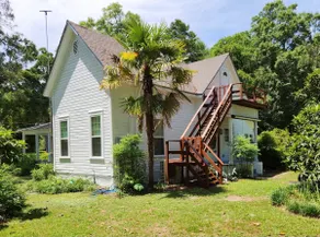 Experience Historical Charm at ‘The White House’ - Image 5