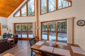Dog-Friendly, Relaxing: Cabin in the Woods for 8 - Image 2