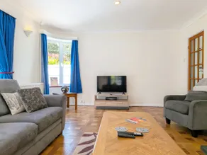 Bay House, Aldwick Bay  - sleeps 7 guests  in 4 bedrooms - Image 4