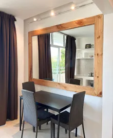 Absolute Beachfront Studio with Kitchen & Balcony - Image 5