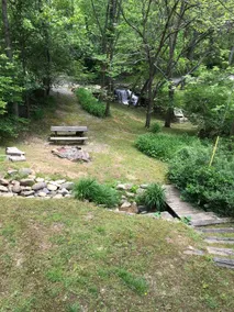4 guests - Hot Tub A/C Smart TV Free WIFI 2 Pets - Brett's Falling Waters Cabin - Image 4