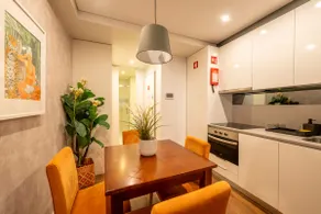 Bright & Cozy Designer Home |Braga Historic Center - Image 5