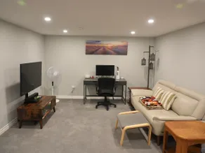 Private basement in St. Catharines - Image 2