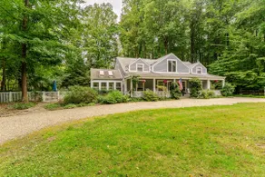 Private Cherry Beach Pool House with large heated pool & hot tub! - Image 3