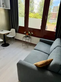 Cosy Studio, with outdoor swimming - Image 4
