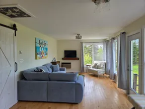 Beachside Haven - Starfish Cottage. - Image 2