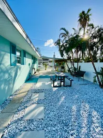 Coral Sands II ~Seaside Coastal Modern 2/2 - Image 4