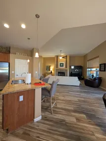 Casa Bella-Luxury home on corner lot, bring your fur baby. - Image 4