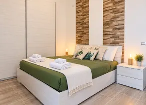 Chiaia Premium Flat, Naples Center, Near Seaside - Image 3