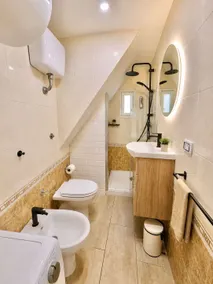 Chiaia Premium Flat, Naples Center, Near Seaside - Image 5