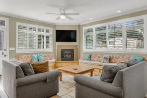357CL: Most Popular 5bd home in Avalon! - Image 4