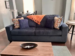 *Condo w/ King Bed near Downtown Cincinnati* - Image 4
