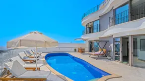 Luxury Valley‑View Escape in Islamlar - Image 3