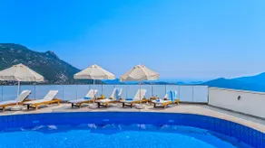 Luxury Valley‑View Escape in Islamlar - Image 5