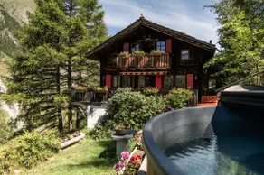 Chalet Bergheim - Einzigartiges, privates Ski-in/Ski-out Schweizer Berghütte - Image 3