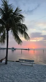 5-Star Sandy Beach Sunsets & Pool in Best Location - Image 2