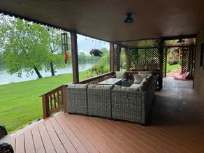 Blacksburg home on New River - Image 3