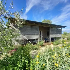 Peaceful modern eco house in the Tuscan hills - Image 4