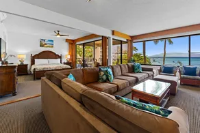 Direct Maui Beach Front! Views! Spacious! A/C! - Image 2