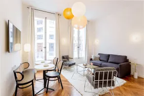 Cosy in Sentier. Montmartre by Habitat Parisien - Image 4