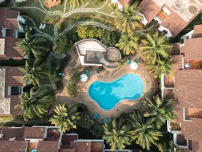 Chic Duplex Loft with Resort Style Pool - Image 5
