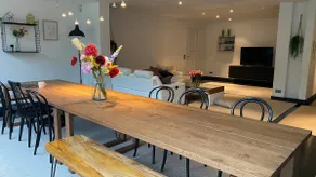 Group house with swimming pool and large garden. - Image 2