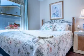 “The Cottage”. 2BR/2 Bath home. Sleeps 6 - Image 5