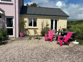 Tig Monbretia. Self contained 2 bed flat. Beenbawn - Image 2