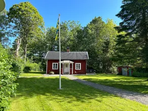 Summer cottage - Idyllic by Lake Örsjön - Image 2