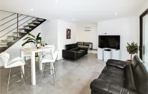 Gorgeous home in Salon de Provence - Image 3