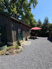 Hidden Gem Cottage — cozy escape to play or WFH - Image 2