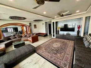 Luxury 3 BHK, 3000 sq. ft. Flat in Basheerbagh - Image 3