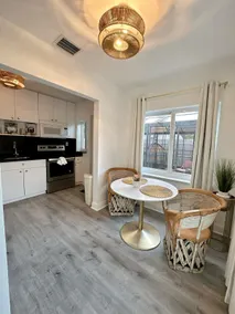 Intimate Retreat In The Heart Of Fort Lauderdale - Image 3