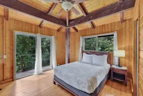 Stay in Hana Upstairs - Image 4