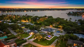 Renovated Tequesta Pool Home only Minutes to Beaches, Shopping and Restaurants - Image 5