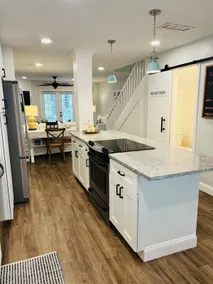 Single Story Freshly Renovated Townhouse Adjacent Haile Village Stocked Kitchen  - Image 3
