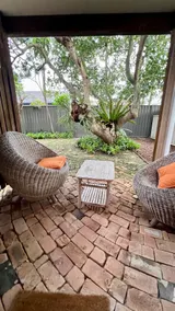 A quiet and stylish space for two. Beautiful Iluka - Image 5