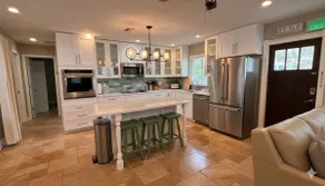 Sea Whisper: North End gem w/ pool & dock - Image 3
