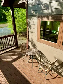Pet-Friendly Hilltop Cabin - 5 Min to Downtown! - Image 5