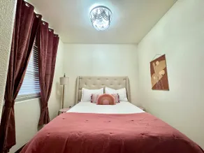 Pet-Friendly Hilltop Cabin - 5 Min to Downtown! - Image 4