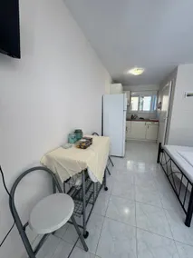 CONVENIENT AND COMFORTABLE GROUND FLOOR APARTMENT - Image 2