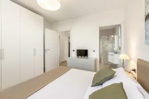 Three-bedroom apartment with a terrace between Florence and Chianti - Image 2