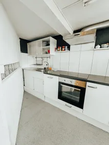 Central city apartment with terrace - Image 5