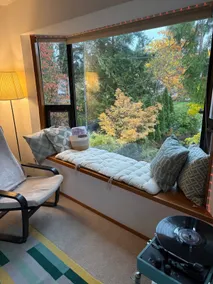 Cozy Quiet Full Unit Among Evergreens, Private - Image 5