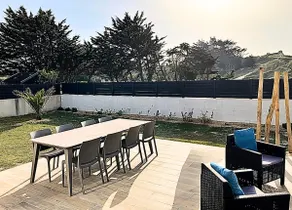The Annex of Amiets Beach - Image 2