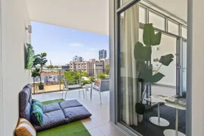 Nyligt møbleret Luxe City Skyline udsigter Apt - Image 4