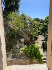 Secret Garden: 3-Bedroom Beachfront House - Image 4