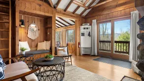 Hip Stockbridge Cabin - A stroll to the lake - Image 4