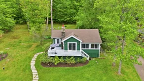 Hip Stockbridge Cabin - A stroll to the lake - Image 3